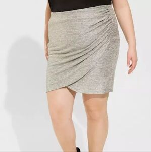Torrid plus foil knit tulip hem mini skirt, 4XL, silver